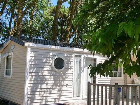 MOBILHOME 6 personnes - Mobil-home Standard 31m² (3 chambres) + TV + terrasse semi-couverte 18m²