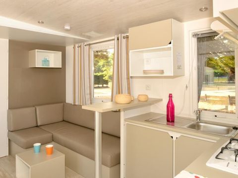 MOBILHOME 6 personnes - Mobil-Home Confort 35 m² (3 chambres + terrasse semi-couverte + TV + LV + Clim