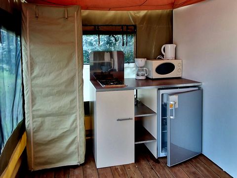 BUNGALOW TOILÉ 4 personnes - Basic Lodge