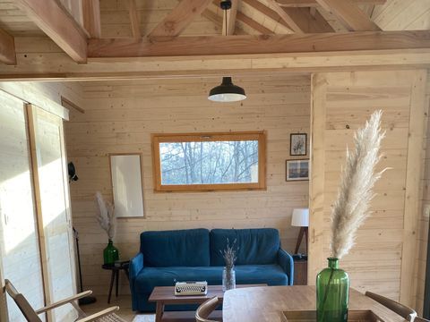HÉBERGEMENT INSOLITE 2 personnes - CABANE SUR L'EAU avec Jacuzzi