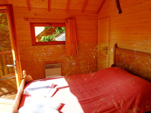 Hébergement 4 personnes - Cabane perchée Beaumont 4 pers.