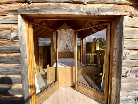 Tente en toile et en bois 6 personnes - Cabane Perchée Beaumont 4 Pièces 6 Personnes