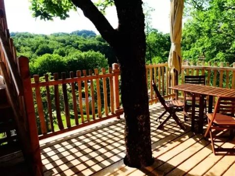 Tente en toile et en bois 4 personnes - Cabane Perchée Beaumont 3 Pièces 4 Personnes