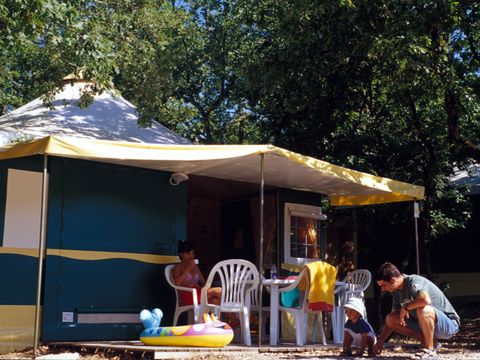 BUNGALOW TOILÉ 5 personnes - KIWI