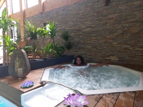 LES CHALETS DU LAC BELCAIRE - Camping Aude - Image N°8