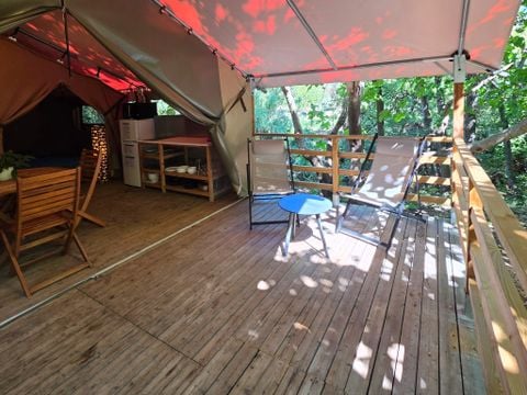 Tente en toile et en bois 2 personnes - Lodge Cocoon River 28m2 (2 ch - 5pers) (sans sanitaires) + terrasse