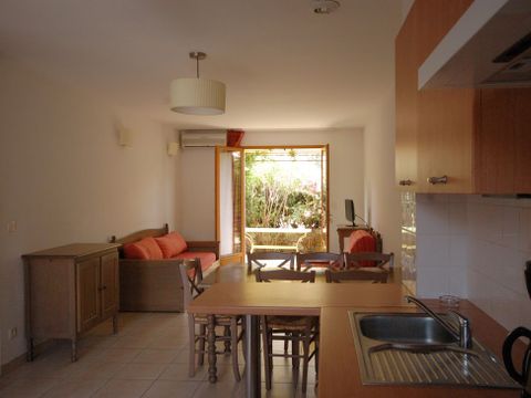 Appartement 5 personnes - (max. 4 adultes) Belgodere Capra Scorsa 986980