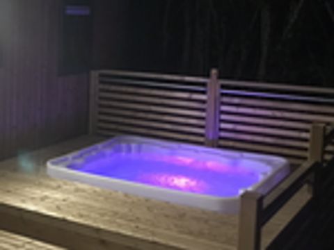 MOBILHOME 6 personnes - Avec Spa privatif