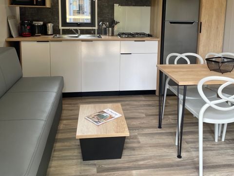 Bungalow 4 personnes - Location Appart camp' Hôtel avec terrasse 2ch/2sdb/Cuisine/Salon/Prestation hôtelière