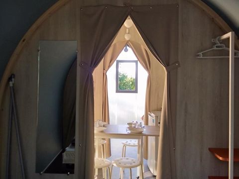 BUNGALOW TOILÉ 4 personnes - Coco sweet (dimanche à dimanche du 07/07/24 au 01/09/24) 2/4 pers.