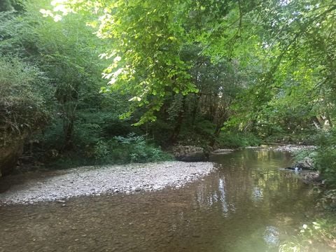 TENTE 4 personnes - Tente équipée 4 personnes (dimanche à dimanche du 07/07/24 au 01/09/24) 4 pers. 