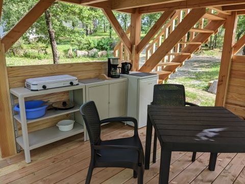 Hébergement 2 personnes - Cabane sur pilotis 1/2 pers. - (3 nuits minimum en Juillet et Août)