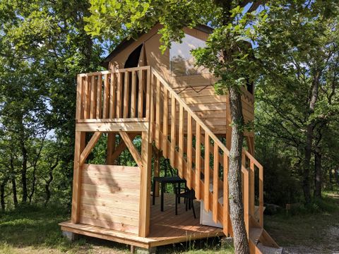 HÉBERGEMENT INSOLITE 2 personnes - Cabane sur pilotis 1/2 pers. - (3 nuits minimum en Juillet et Août)