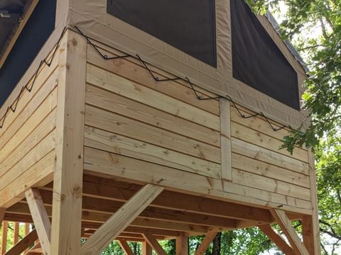 Hébergement 2 personnes - Cabane sur pilotis 1/2 pers. - (3 nuits minimum en Juillet et Août)
