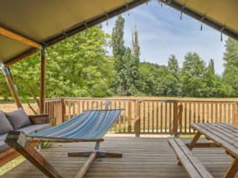 Tente en toile et en bois 6 personnes - Belle vue