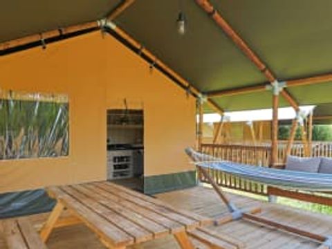 Tente en toile et en bois 6 personnes - Belle vue