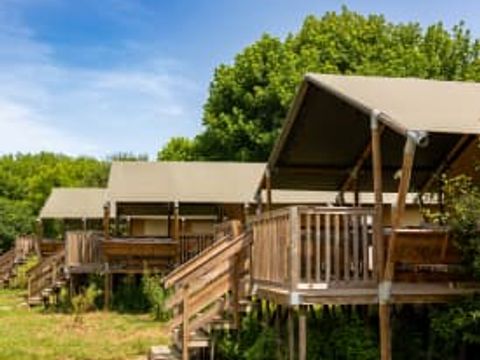 Tente en toile et en bois 6 personnes - Belle vue