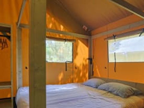 Tente en toile et en bois 6 personnes - Belle vue