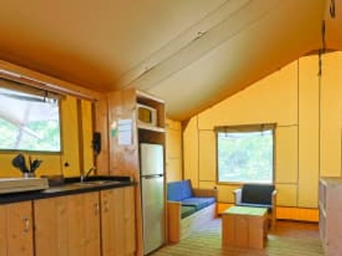TENTE TOILE ET BOIS 5 personnes - Grives