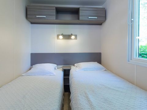MOBILHOME 6 personnes - Mobil-home | Comfort | 3 Ch. | 6 Pers. | Terrasse surélevée | TV