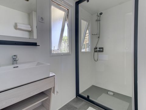 MOBILHOME 6 personnes - Comfort XL | 3 Ch. | 6 Pers. | Terrasse surélevée | Clim. | TV