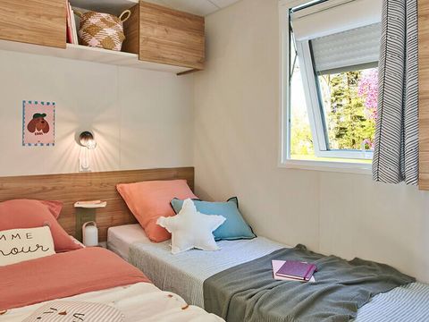MOBILHOME 6 personnes - Mobil-home | Comfort | 2 Ch. | 4/6 Pers. | Terrasse surélevée | Clim. | TV