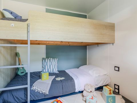 MOBILHOME 9 personnes - PRESTA+ 4 chambres 40m² TV + clim