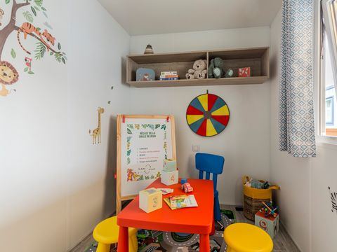 Mobilhome 5 personnes - PRESTA+Kids - 2 chambres - 29m² - TV - Clim