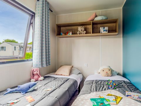 MOBILHOME 4 personnes - GRAND CONFORT  2 chambres C 24m² TV