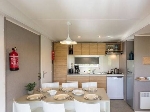 MOBILHOME 6 personnes - Mobil-home | Premium | 3 Ch. | 6 Pers. | Terrasse surélevée | TV