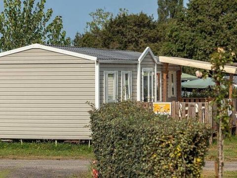 MOBILHOME 8 personnes - Mobil-home | Comfort | 3 Ch. | 6/8 Pers. | Terrasse Lounge | 1 SDB | TV