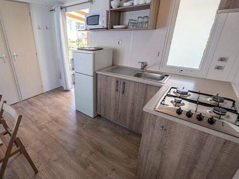 MOBILHOME 8 personnes - Mobil-home | Comfort | 3 Ch. | 6/8 Pers. | Terrasse Lounge | 1 SDB | TV