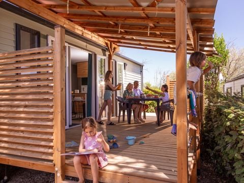 MOBILHOME 6 personnes - M-Home PREMIUM PLUS  2 ch - CLIM - TV - 31m²