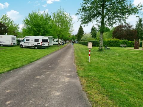 RESORT & CAMPING VAL DE BRAYE - Camping Sarthe - Image N°7
