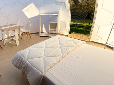 Hébergement 2 personnes - Dome/Igloo Glamping