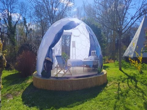 Resort & Camping - Val de Braye - Camping Sarthe - Image N°0