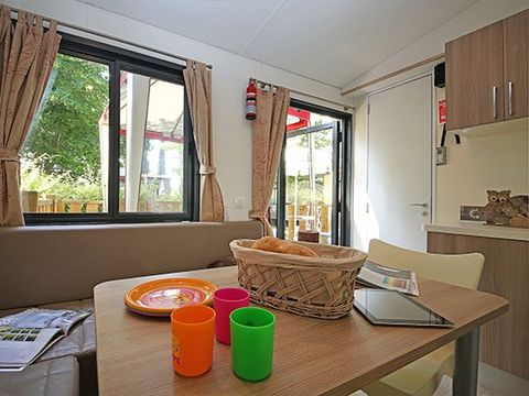Mobilhome 6 personnes - Mobil-home | Comfort XL | 2 Ch. | 4/6 Pers. | Terrasse surélevée | Clim.