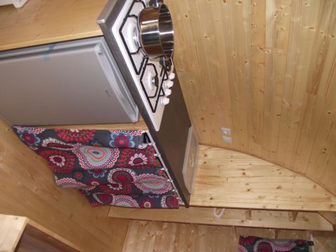 Insolite 3 personnes - CABANE POD