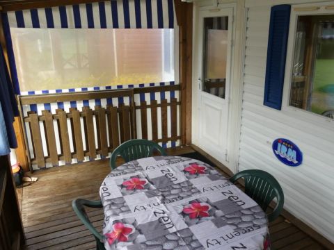 Mobilhome 4 personnes - 2 chambres - terrasse couverte et fermée