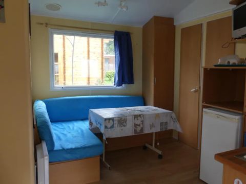 Mobilhome 4 personnes - 2 chambres - terrasse couverte et fermée
