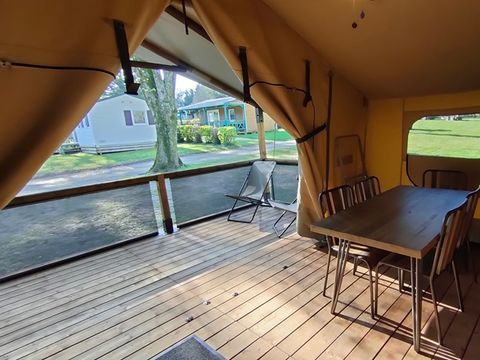 Tente en toile et en bois 5 personnes - Lodge Kenya 34 (sans sanitaires)