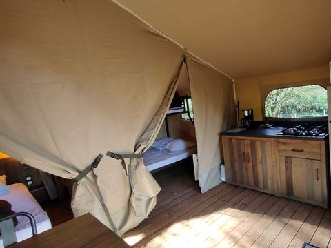 Tente en toile et en bois 5 personnes - Lodge Kenya 34 (sans sanitaires)
