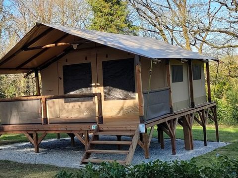 Tente en toile et en bois 5 personnes - Lodge Kenya 34 (sans sanitaires)