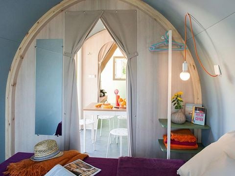 HÉBERGEMENT INSOLITE 4 personnes - Coco Sweet 2 chambres