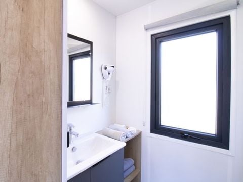 MOBILHOME 4 personnes - Mobile-home LUXE ANDIA avec spa 4 personnes