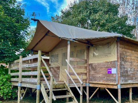 TENTE TOILE ET BOIS 4 personnes - Lodge IGUELDO 4 personnes