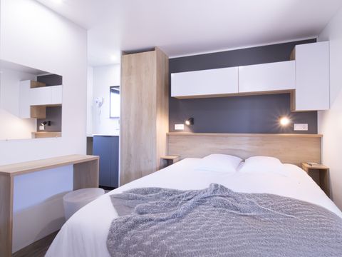 MOBILHOME 4 personnes - Mobile-home LUXE ANDIA avec spa 4 personnes