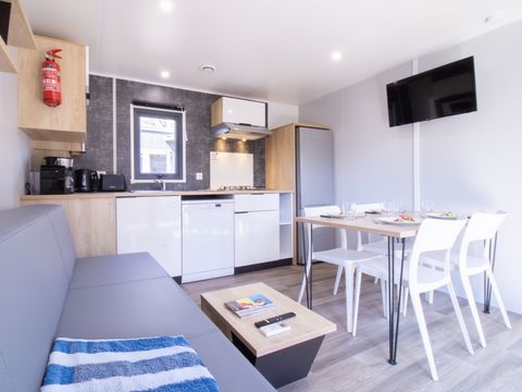 MOBILHOME 4 personnes - Mobile-home LUXE ANDIA avec spa 4 personnes