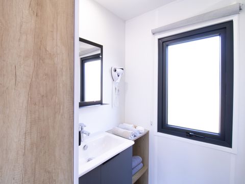 MOBILHOME 4 personnes - Mobile-home LUXE ANDIA avec spa 4 personnes