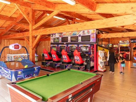 Yelloh! Village Camping La Rive  - Camping Landes